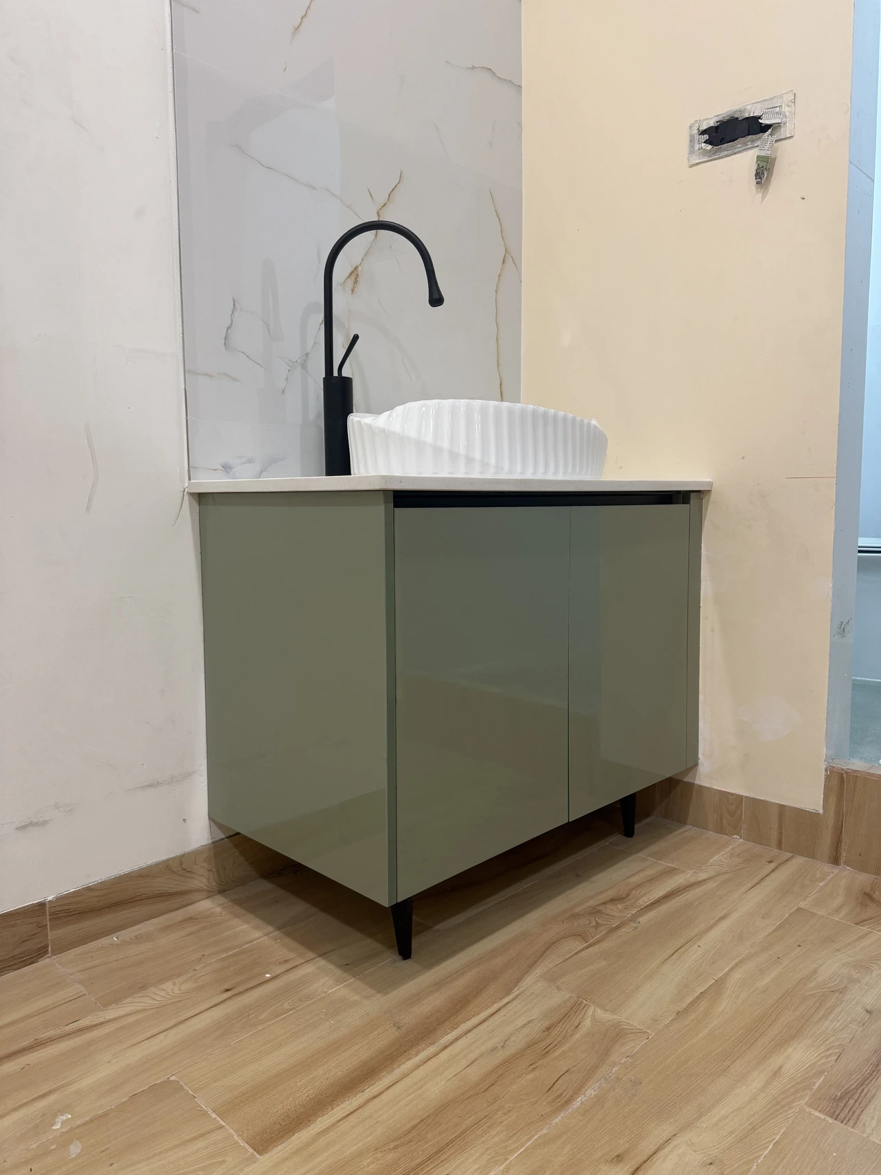 Island Kitchen 01